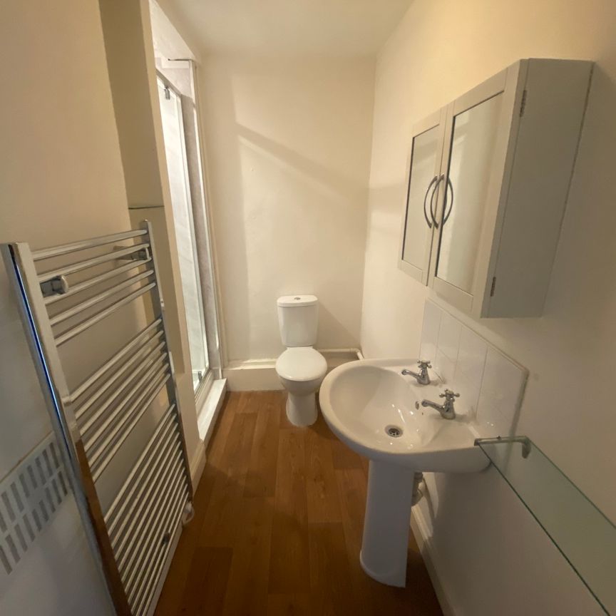 Upper Northwood Farmhouse, Sidbury - Photo 1