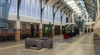 Easy Living in the City - Ideal for Students - Photo 5