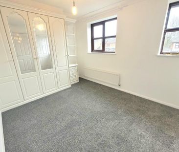 3 bedroom detached house to rent - Photo 3