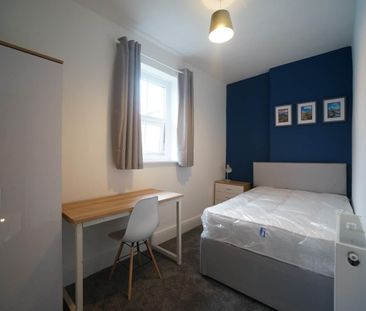 54 Hill Street - Photo 1