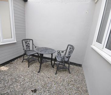 1 bedroom in a house share to rent - Photo 6