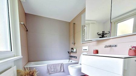 4½ Zimmer-Dachwohnung in Wallisellen (ZH), möbliert, auf Zeit - Photo 2