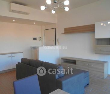 Bilocale in Affitto in Via Francesco Baracca 17 a Monza - Foto 1