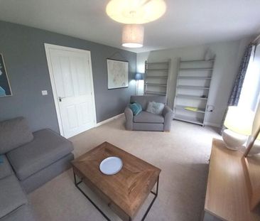 3 bedroom terraced house to rent - Photo 2