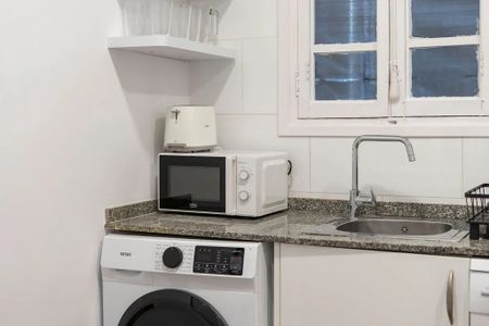 Carrer de Francesc Cubells, Valencia, Valencian Community 46011 - Photo 5