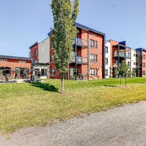 Beau et grand 4 1/2 immeuble 55 ans et + - Photo 2