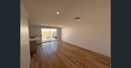 6b Gambier Gr, Eglinton, WA 6034 - Photo 2