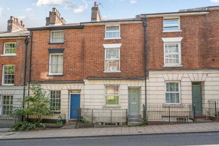 5 bedroom terraced house to rent - Photo 3