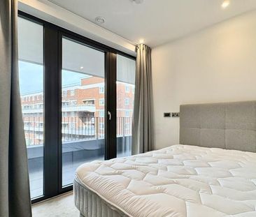 3 bedroom flat to rent - Photo 3