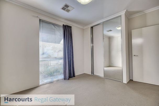 9 Justice Link, ATWELL WA 6164 - Photo 1