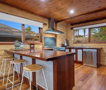 Warm, Welcoming & Filled with Character - Photo 6