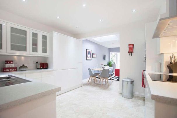 Kennet Court, Reading, Berkshire, RG1 - Photo 1