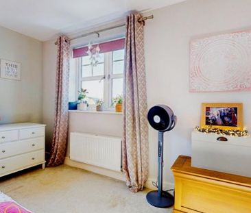 6 bedroom detached house to rent - Photo 1