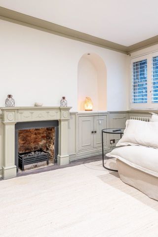 3 Bed Terraced House, Fenwick Place, SW9 - Photo 2