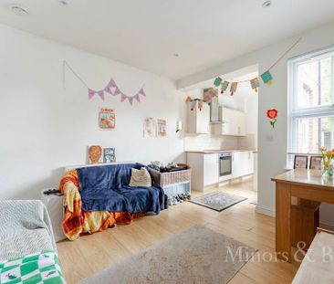 4 bedroom terraced house to rent - Photo 1