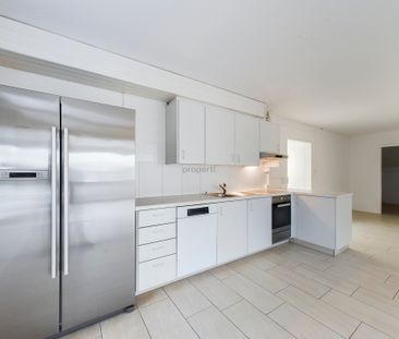 Grosszügige und lichtdurchflutete 3.5-Zimmer-Wohnung in Seuzach - Photo 1