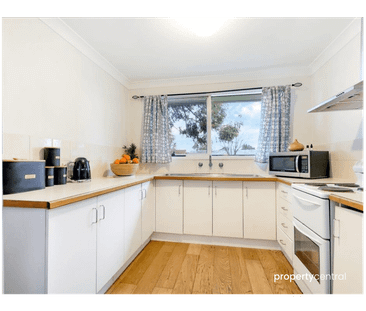 Spacious Family Living in Prime Jamisontown Location with Upcoming ... - Photo 4