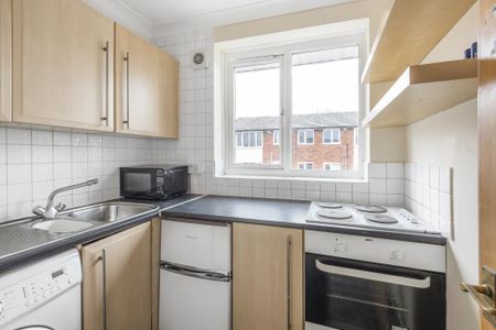 2 bedroom flat to rent - Photo 5