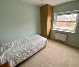 2 bedroom coach house to rent - Photo 5