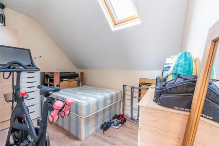 2 bedroom maisonette to rent - Photo 5