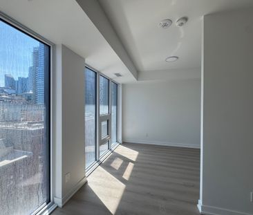 For Lease - 100 Queen Street Unit# 907, Toronto, Ontario - Photo 1
