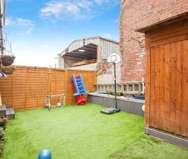 Boundary Street, Heckmondwike - Photo 5