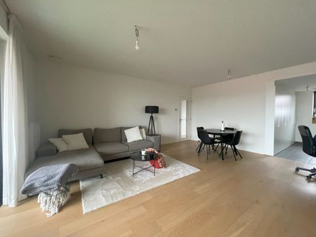 Recent 1-slaapkamer appartement met zicht op het water - Photo 4