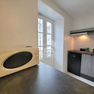 LOCATION MEUBLEE PAU - Quartier Place Verdun : Charmant studio de 23M² - Photo 2