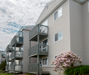 Hillcrest - Photo 2