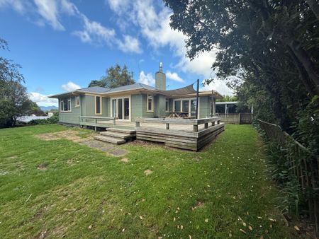 Spacious, Outdoor-Friendly Home in Waihi - Photo 3