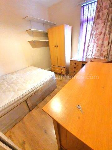 Moseley Road, Manchester, M14 6PB - Photo 2