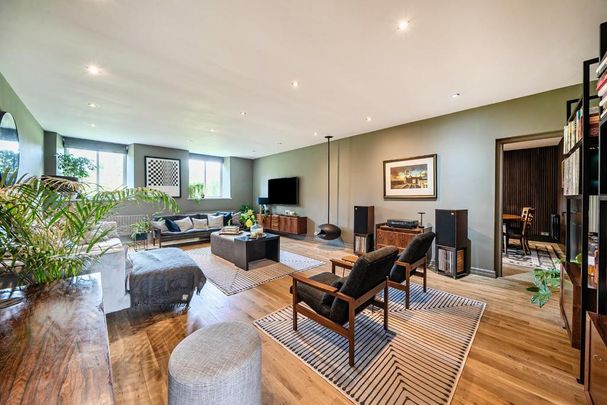 3 bedroom apartment to rent - Photo 1