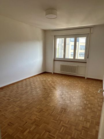 2.0 Zimmerwohnung direkt am Boulevard de Pérolles - Photo 2