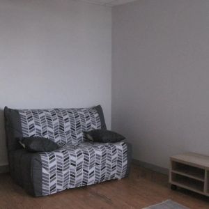 Appartement meublé à louer au coeur de Saint Quentin. - Photo 3
