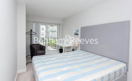 2 Bedroom flat to rent in Boulevard Drive, Colindale, NW9 - Photo 2