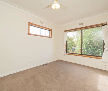 A RENOVATED HAVEN FOR FAMILY FRIENDLY LIVING - Photo 1