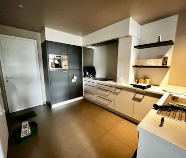 TE HUUR: 2-slaapkamerappartement op een rustige ligging te Wingene. - Foto 1