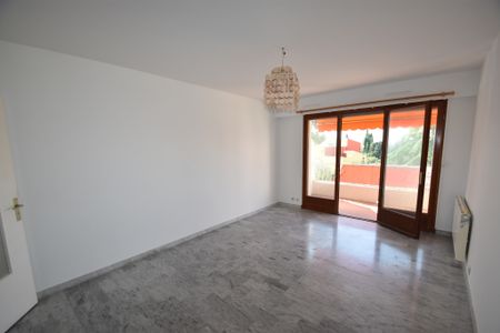 Location Appartement 1 pièce 34m² VENCE 06140 - Photo 2