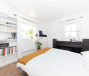 Ladbroke Grove - Photo 4
