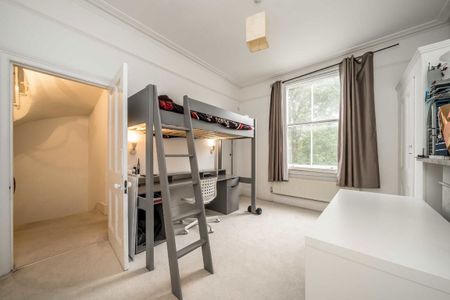 Sutton Lane North, W4 4HF, London - Photo 3