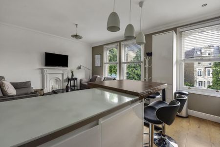 2 bedroom flat to rent - Photo 3