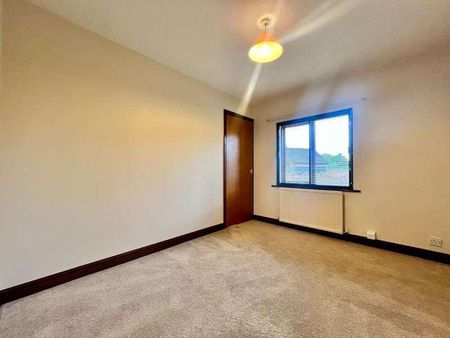 Holly Walk, Beck Row, IP28 - Photo 5