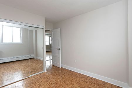 For Lease - 1500 Bathurst Street Unit# 1008, Toronto, Ontario - Photo 4