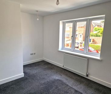 2 bedroom terraced house to rent - Photo 3