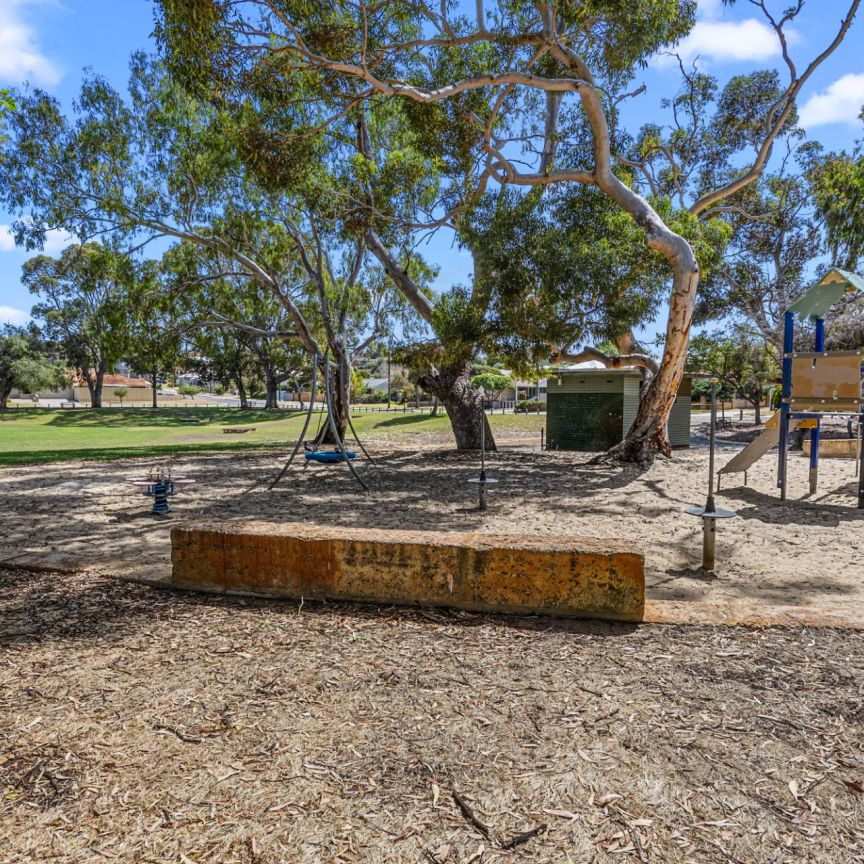 20 Shallow Street, Spearwood. - Photo 1