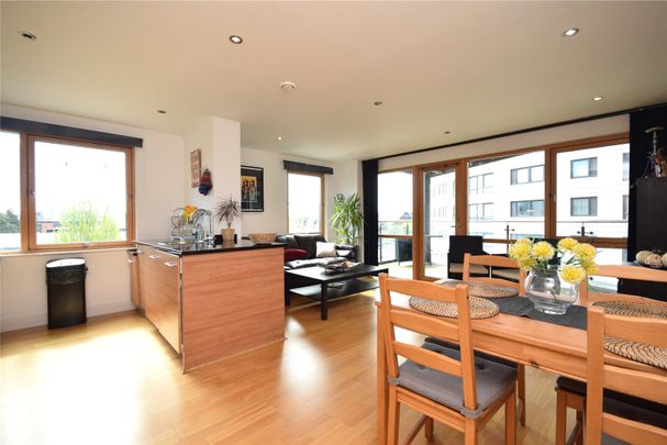 11, McClintock House, The Boulevard, Leeds, West Yorkshire, LS10 1LP - Photo 1