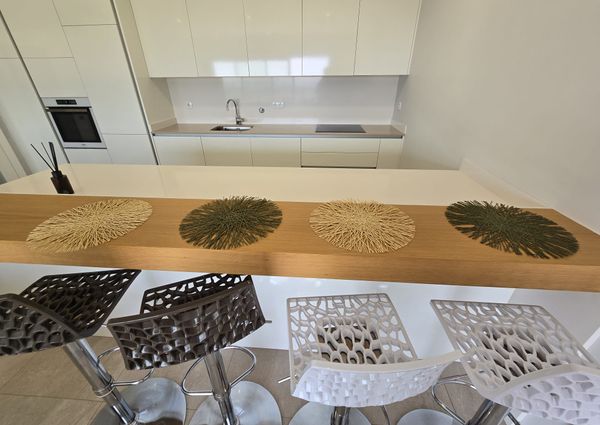 Apartamento T1 para arrendamento, com vista mar em Albufeira, Algarve