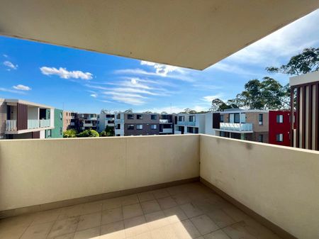 Spacious Two Bedrooms Apartment - Photo 5