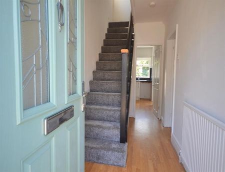 3 Bedroom Semi Detached To Let - Photo 4