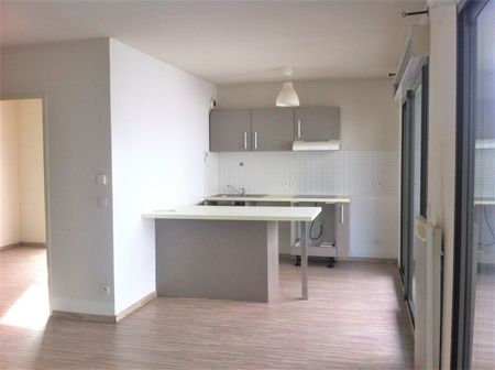Location Appartement 2 pièces 44m² BORDEAUX 33100 - Photo 3
